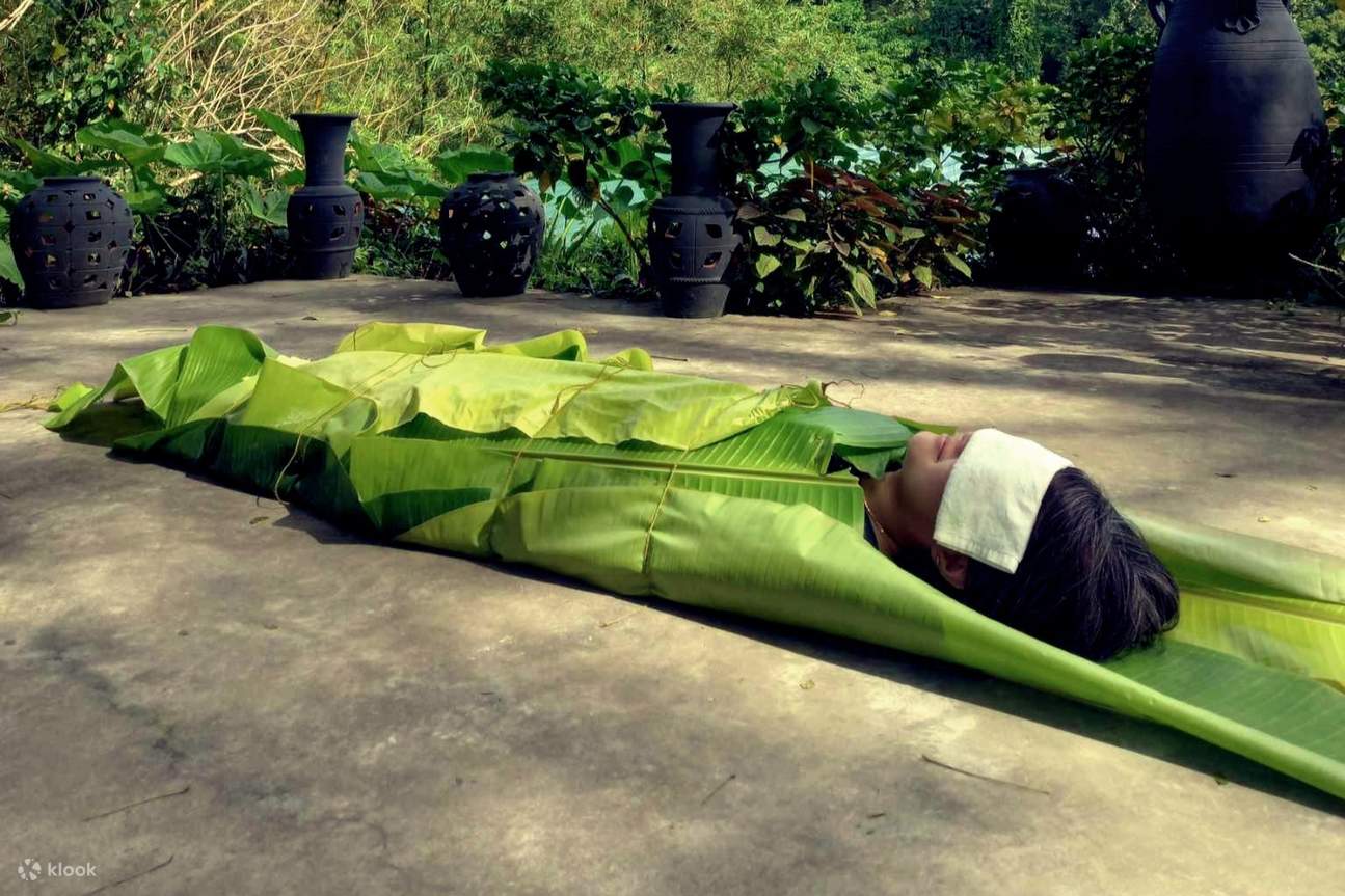 Plantain Leaf Bath